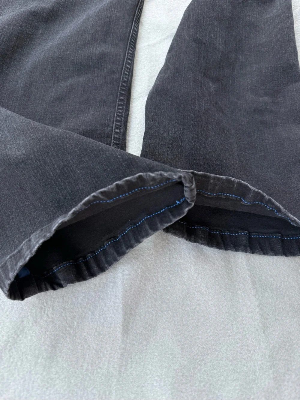 Mugsy Squid Inks Jeans 42x30 Black Stretch Casual Modern Straight Fits 38 X 28.5